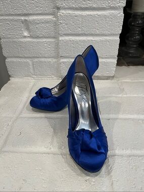 Fergie Royal Blue Satin Knotted Heels